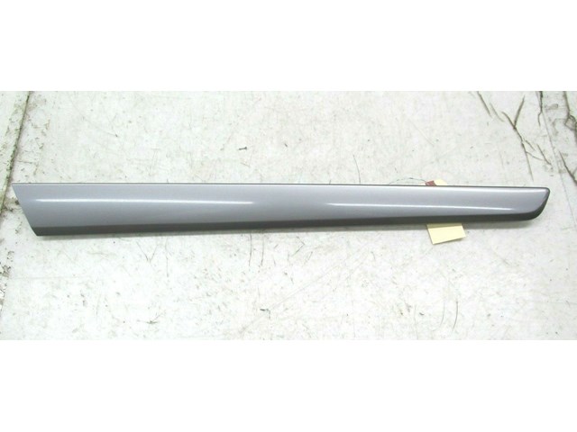 2012-2015 VOLKSWAGEN PASSAT OEM RIGHT REAR DOOR PANEL TRIM 