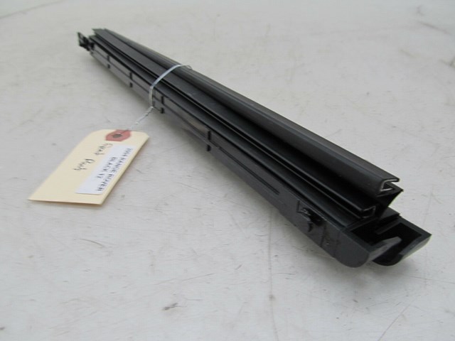  2003-2006 RANGE ROVER HSE OEM FRONT OVERHEAD SUNROOF RUBBER BOOT SEAL 