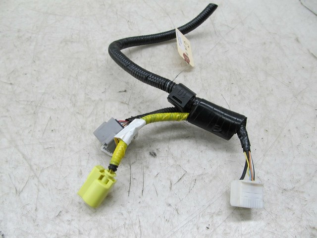 2004-2009 LEXUS RX350 RX330 OEM RIGHT FRONT SEAT PIGTAIL WIRE 