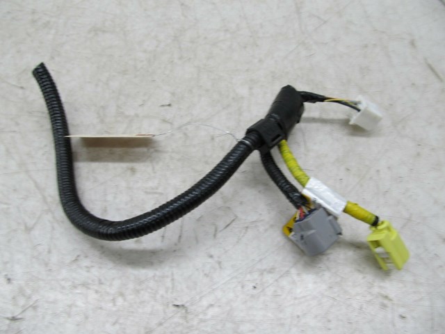 2004-2009 LEXUS RX350 RX330 OEM RIGHT FRONT SEAT PIGTAIL WIRE 