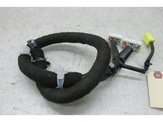  2011-2018 INFINITI M37 Q70 OEM LEFT FRONT SEAT PIGTAIL WIRE PLUGS 