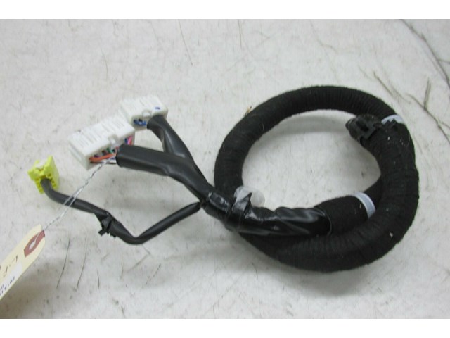  2011-2018 INFINITI M37 Q70 OEM LEFT FRONT SEAT PIGTAIL WIRE PLUGS 