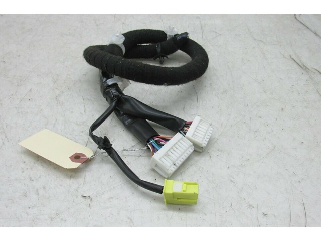 2011-2018 INFINITI M37 Q70 OEM LEFT FRONT SEAT PIGTAIL WIRE PLUGS 