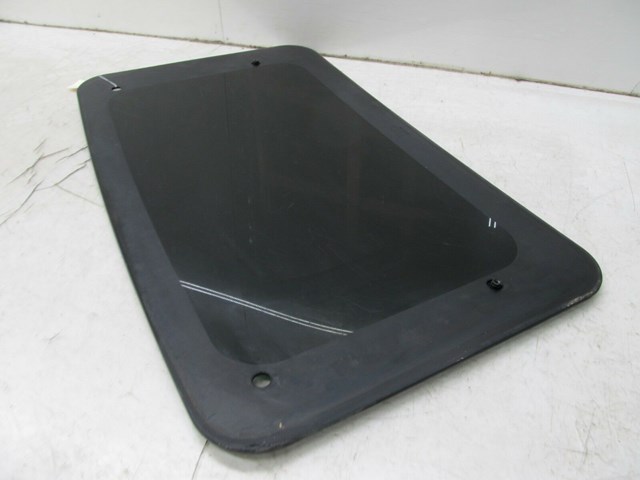 2003-2004 LAND ROVER DISCOVERY OEM REAR SUNROOF GLASS WINDOW