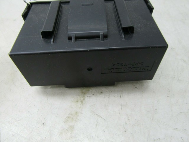 2016-2018 ACURA RDX OEM LEFT DASH BOX ASSEMBLY SUB RELAY CONTROL UNIT 