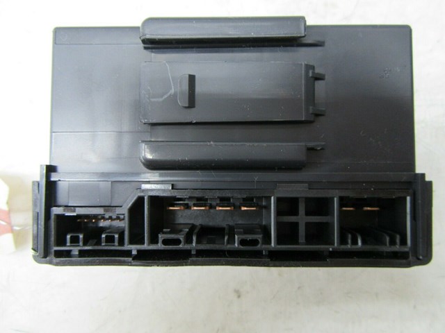 2016-2018 ACURA RDX OEM LEFT DASH BOX ASSEMBLY SUB RELAY CONTROL UNIT 
