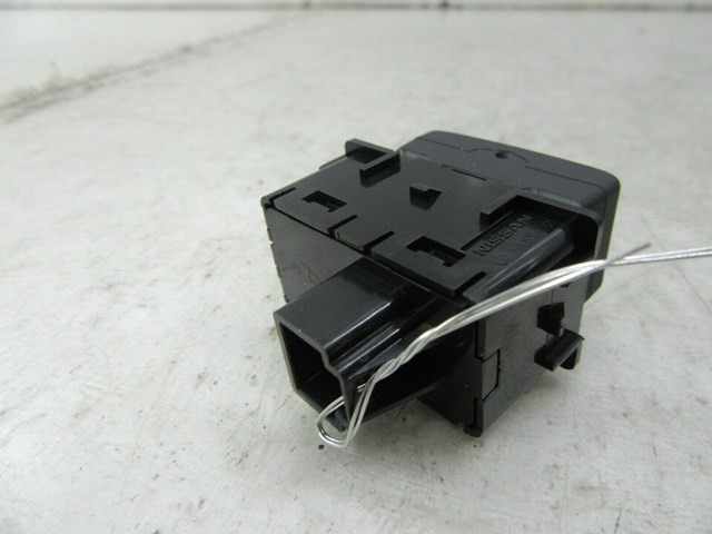 2013-2018 NISSAN SENTRA SV OEM LEFT FRONT DASH SPEEDOMETER DIMMER 