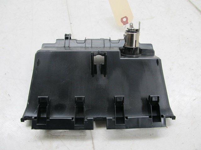 2010-2014 SUBARU IMPREZA OEM FRONT CENTER LOWER DASH ASH TRAY POWER OUTLET 