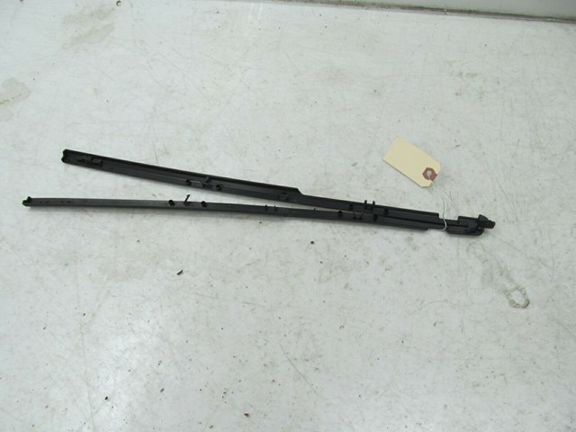 2009-2012 AUDI Q5 8R OEM FRONT SUNROOF GLASS SIDE SEAL TRIM 1K9 898 925