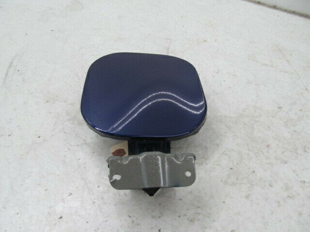 2013-2018 NISSAN SENTRA SV OEM RIGHT REAR PASSENGER SIDE GAS FUEL LID COVER