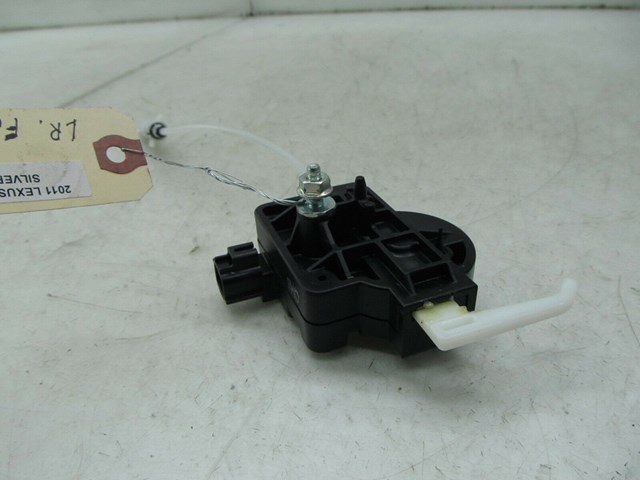 2007-2011 LEXUS GS350 OEM LEFT REAR OPEN FUEL LID ASSEMBLY 