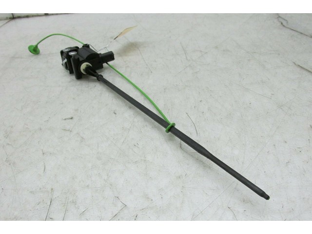 2007-2010 BMW X5 E70 OEM REAR GAS DOOR LID ACTUATOR MOTOR 