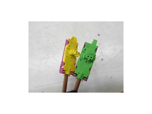 2004-2008 MASERATI QUATTROPORTE M139 OEM RIGHT FRONT DASH AIRBAG WIRE PLUG 