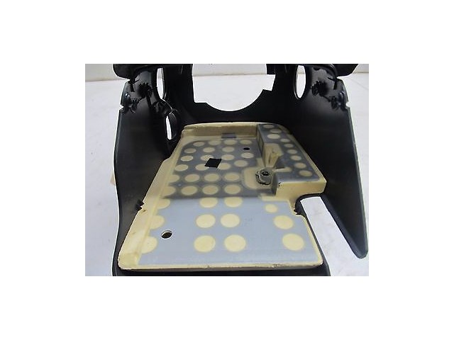 2008-2013 VOLKSWAGEN GTI MK6 OEM  STEERING COLUMN NECK TRIM SURROUND