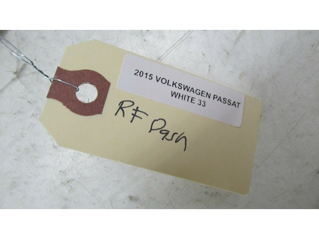 2012-2015 VOLKSWAGEN PASSAT OEM RIGHT FRONT SIDE DASH COVER TRIM 