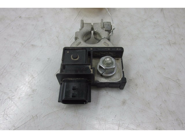 2014-2016 INFINITI Q50 OEM FRONT ENGINE BATTERY NEGATIVE TERMINAL 
