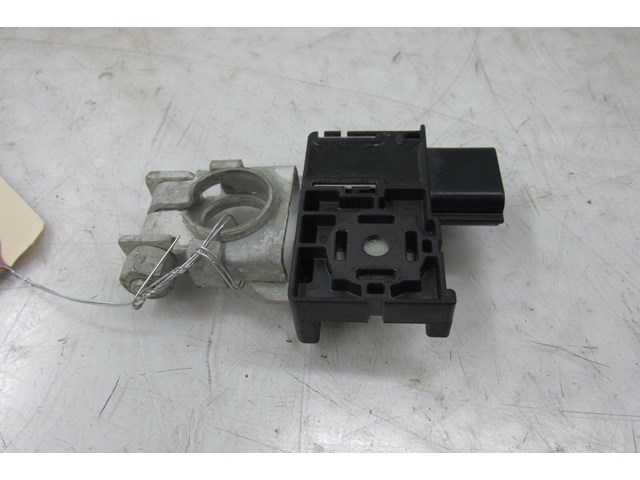 2014-2016 INFINITI Q50 OEM FRONT ENGINE BATTERY NEGATIVE TERMINAL 