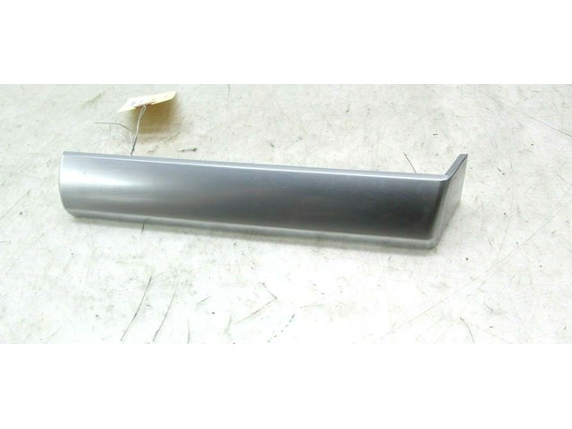  2007-2010 BMW X5 E70 OEM LEFT FRONT DRIVER SIDE DASH AIR VENT LOWER TRIM 