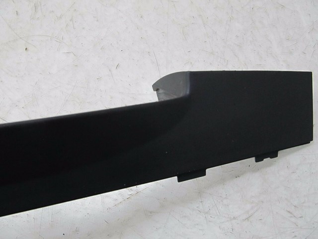 2004-2007 VOLKSWAGEN TOUAREG OEM STEERING COLUMN COVER TRIM MOLDING 7L6419798B