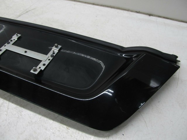 2006-2013 VOLVO C70 T5 OEM TRUNK LID COVER PANEL LICENSE PLATE MOUNT 9214458