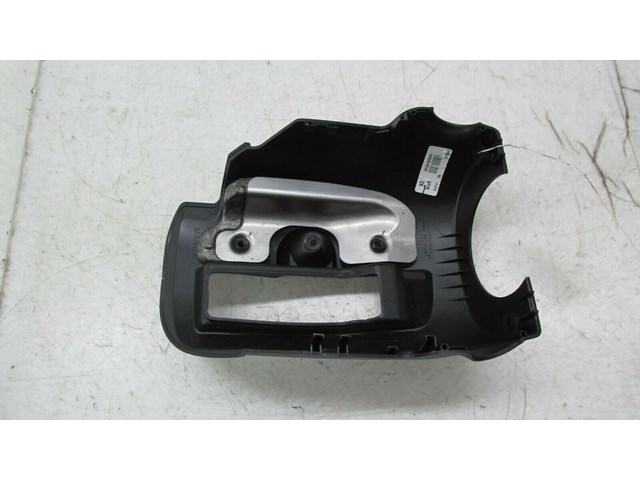  2014-2016 KIA CADENZA OEM LEFT FRONT STEERING COLUMN LOWER TRIM SHROUD  