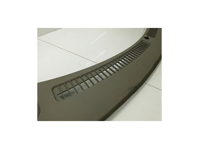 2004-2006 NISSAN QUEST OEM UPPER DASHBOARD PANEL WINDSHIELD AIR VENT BEIGE COLOR