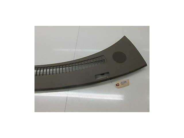 2004-2006 NISSAN QUEST OEM UPPER DASHBOARD PANEL WINDSHIELD AIR VENT BEIGE COLOR