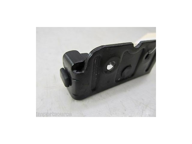 2003-2005 BMW Z4 E85 OEM BOOT TRUNK LID STRIKER LOCK CATCH BRACKET STRIKE PLATE