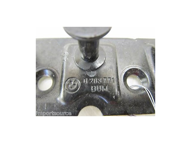 2003-2005 BMW Z4 E85 OEM BOOT TRUNK LID STRIKER LOCK CATCH BRACKET STRIKE PLATE