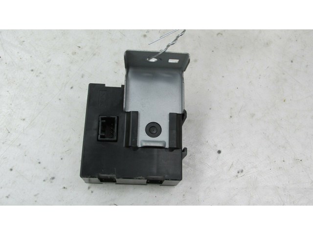 2009-2012 NISSAN ARMADA OEM RIGHT FRONT DASH KEY LESS CONTROL MODULE 285959GA0A