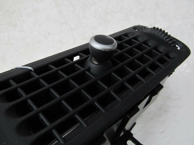 2005-2009 SAAB 9-5 OEM RIGHT PASSENGER SIDE DASH AIR VENT 140052004
