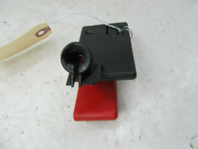 2012-2015 MERCEDES C350 COUPE OEM FRONT DASH HOOD RELEASE HANDLE LEVER