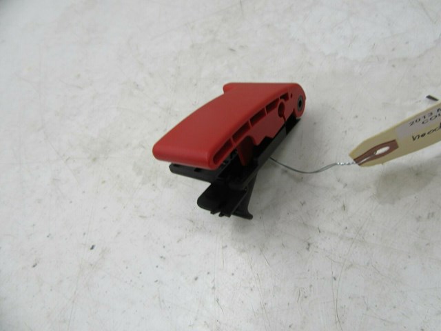 2012-2015 MERCEDES C350 COUPE OEM FRONT DASH HOOD RELEASE HANDLE LEVER