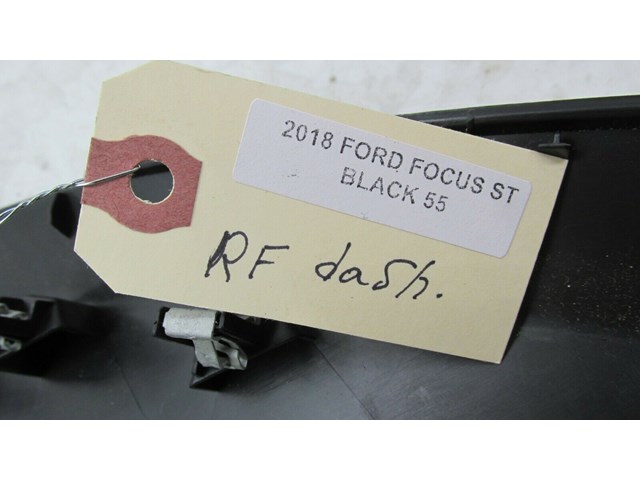 2013-2018 FORD FOCUS ST OEM RIGHT FRONT SIDE DASH END CAP TRIM COVER 