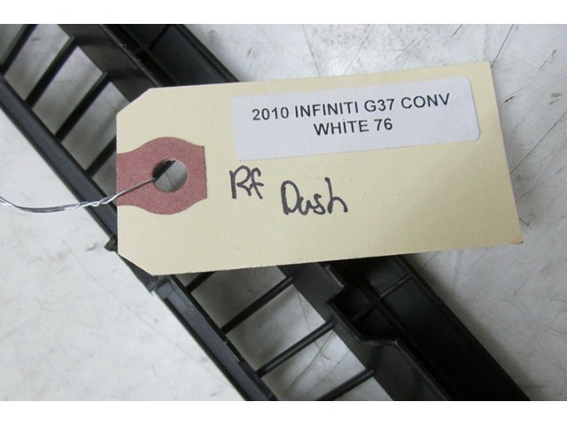 2009-2013 INFINITI G37 CONVERTIBLE OEM RIGHT FRONT DASH UPPER DEFROST VENT