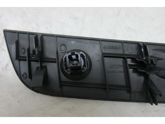 2009-2013 INFINITI G37 CONVERTIBLE OEM LEFT FRONT DASH UPPER DEFROST VENT