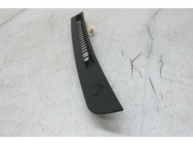 2009-2013 INFINITI G37 CONVERTIBLE OEM LEFT FRONT DASH UPPER DEFROST VENT