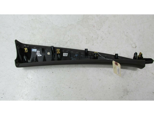 2017-2019 BUICK LACROSSE OEM RIGHT FRONT DASHBOARD TRIM PANEL       