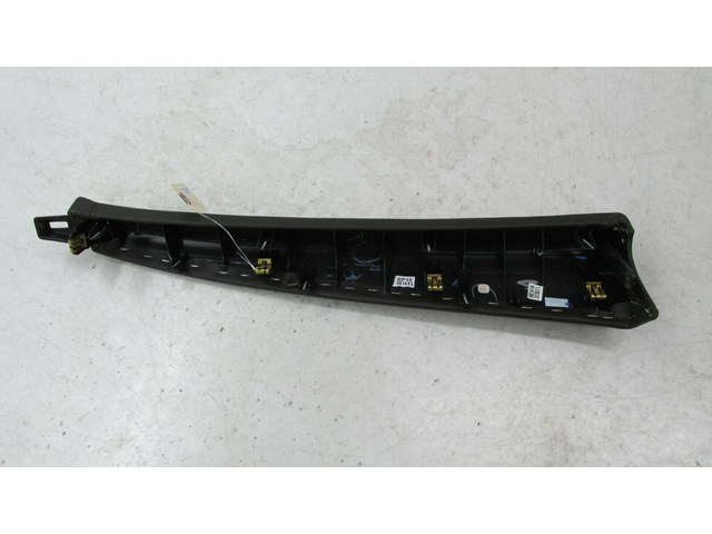 2017-2019 BUICK LACROSSE OEM RIGHT FRONT DASHBOARD TRIM PANEL       
