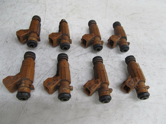  2003-2006 MERCEDES E500 W211 OEM FRONT ENGINE GAS FUEL INJECTORS 