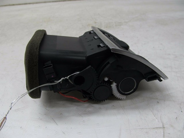 2004-2008 AUDI A8L W12 OEM RIGHT FRONT PASSENGER SIDE DASH AIR VENT 4E0 820 902