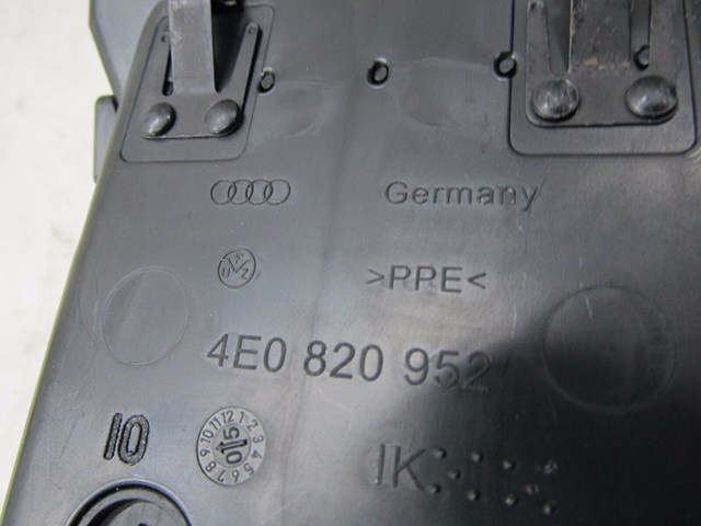 2004-2008 AUDI A8L W12 OEM RIGHT FRONT CENTER DASH AIR VENT 4E0 820 952
