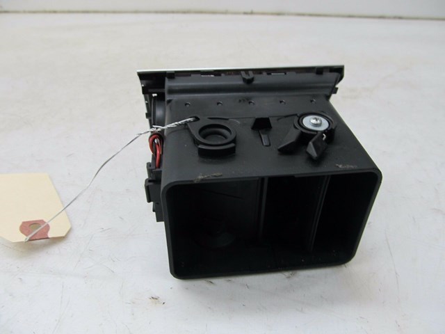 2004-2008 AUDI A8L W12 OEM RIGHT FRONT CENTER DASH AIR VENT 4E0 820 952
