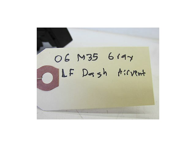 2006-2007 INFINITI M35 M45 OEM LEFT FRONT DASH AIR CLIMATE VENT