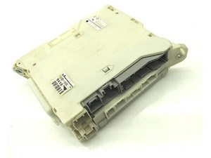 2006-2008 LEXUS IS350 IS250 XE20 OEM LEFT FRONT DASH JUNCTION FUSE RELAY MODULE