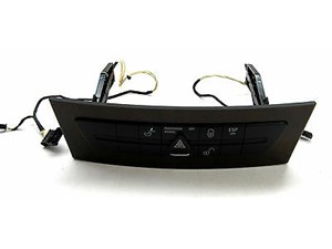 2003-2006 MERCEDES BENZ E500 W211 OEM CENTER DASH CONTROLS CD CHANGER FACE PLATE
