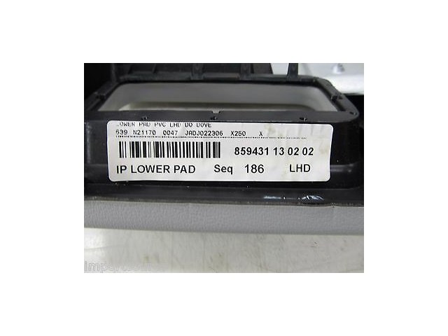 2009-2011 JAGUAR XF OEM LEFT FRONT DRIVER LOWER KNEE PANEL GRAY PAD 