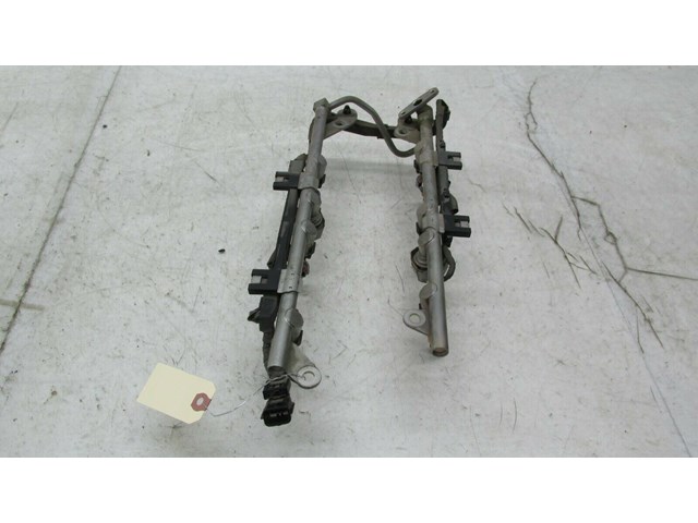 2008-2015 INFINITI G37 Q60  OEM ENGINE FUEL INJECTORS WITH RAIL 