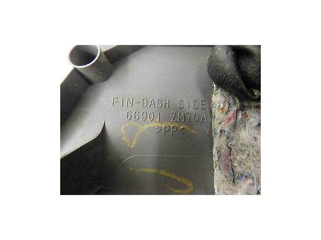 2007-2009 NISSAN QUEST OEM LEFT FRONT DASH FIN TRIM MOULDING