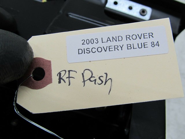 2003-2004 LAND ROVER DISCOVERY OEM RIGHT FRONT DASH AIRBAG BLACK 